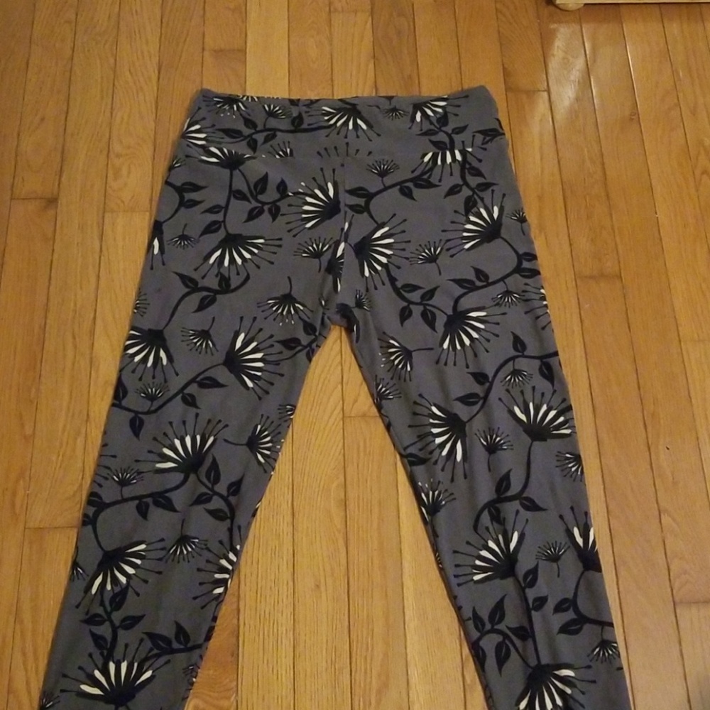 Lularoe leggings TC